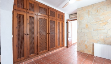 Resa Estates house huis te koop Siesta room 2.jpg